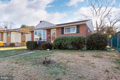 8430 Bay Dr, Pasadena, MD 21122 - photo 2