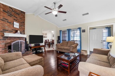 200 Spence Dr, Wylie, TX 75098 - photo 5