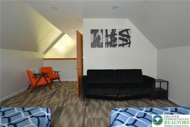 1500 Rock St unit 2, Lehighton, PA 18235 - photo 4