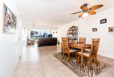 DINING ROOM/LIVING ROOM COMBO