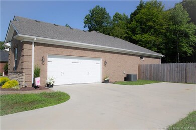 2657 Crescent Hill Dr NE unit 14, Corydon, IN 47112 - photo 6