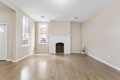 5-7 Oak St unit 2, Weehawken, NJ 07086 - photo 4