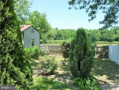 123 Malvern Ct, Mount Laurel, NJ 08054 - photo 3