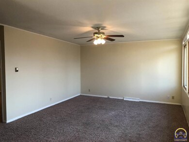 1900 SW Harp Place, Topeka, KS 66611 - photo 4