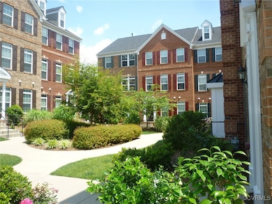 View of home's community