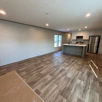 27 Crestwood Dr unit 53, Middletown, IN 47356 - photo 2