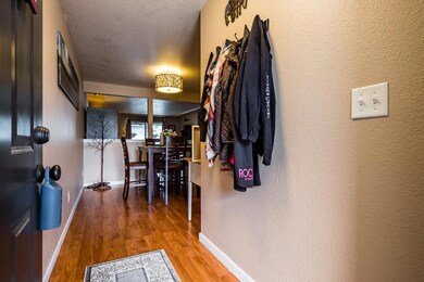 419 Montclair-5