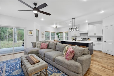 206 Parkside Dr, Trinidad, TX 75163 - photo 4