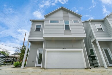 Welcome to 849 Mansfield Street Unit E! Step into
