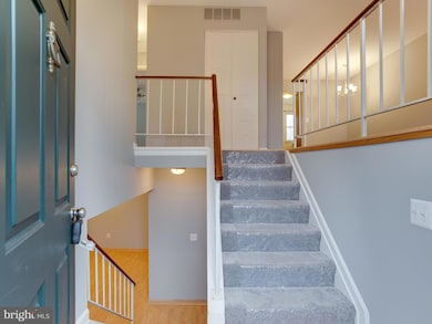 2425 Yarmouth Ln, Crofton, MD 21114 - photo 4