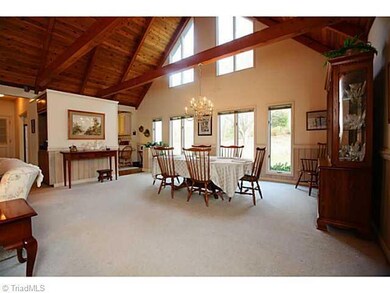 525 Abby Ln, Asheboro, NC 27205 - photo 4