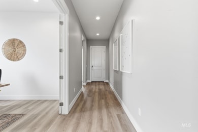 2195 N Mountain Vista Ave, Star, ID 83669 - photo 2