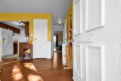 124 Beacon Run E, Columbus, OH 43228 - photo 3