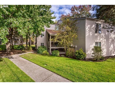 11767 SW Boones Bend Dr unit 195C, Beaverton, OR 97008 - photo 2