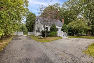 301 Locke Rd, Rye, NH 03870 - photo 2