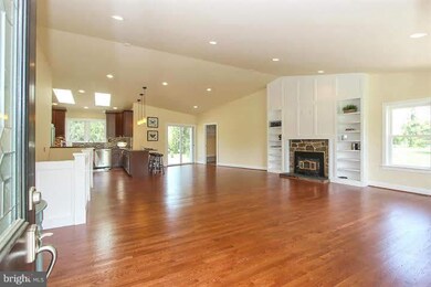 1137 Hornell Dr, Silver Spring, MD 20905 - photo 3