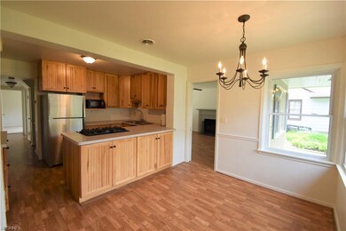 161 Ingleside Dr, Berea, OH 44017 - photo 2