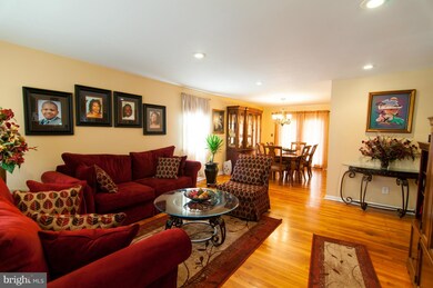 8816 Allenswood Rd, Randallstown, MD 21133 - photo 4