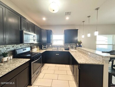 14965 Boer Trail Ave, El Paso, TX 79938 - photo 5