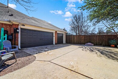 916 Abbots Ln, Denton, TX 76205 - photo 4