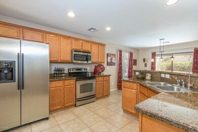 6) KITCHEN