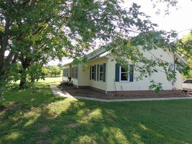 410 Goose Creek Rd, Shelbyville, TN 37160 - photo 7