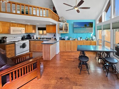 97748 N Bank Chetco River Rd unit 26, Brookings, OR 97415 - photo 7