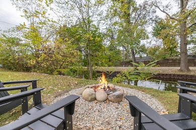 9435 Mcgregor Rd, Pinckney, MI 48169 - photo 6