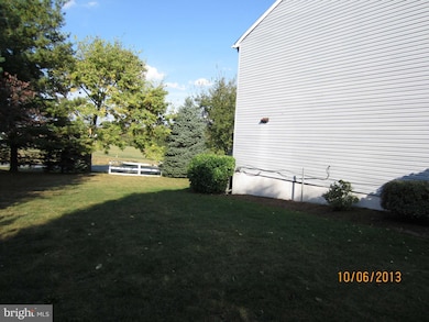 250 Lily Ct, Hagerstown, MD 21740 - photo 4