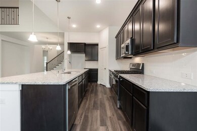 17159 Crimson Crest Dr, Conroe, TX 77302 - photo 4