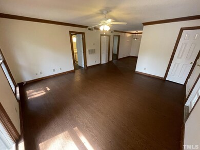 3537 Ivy Commons Dr unit 302, Raleigh, NC 27606 - photo 2