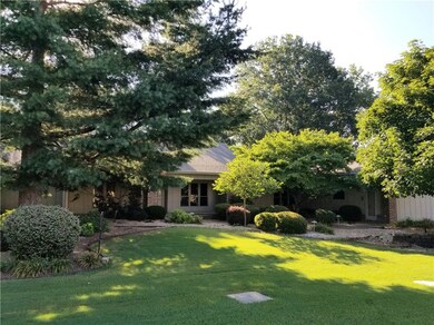 77 Dogwood Dr, Bella Vista, AR 72715 - photo 2