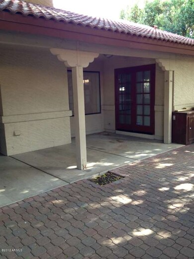 MASTER BEDROOM ENTRY