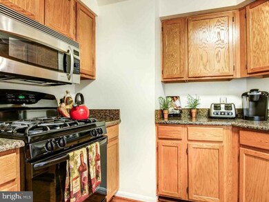 4127 Churchman Way unit 4, Woodbridge, VA 22192 - photo 3