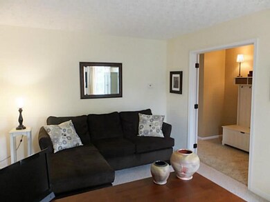 9319 Tahoma St, Columbus, OH 43240 - photo 6