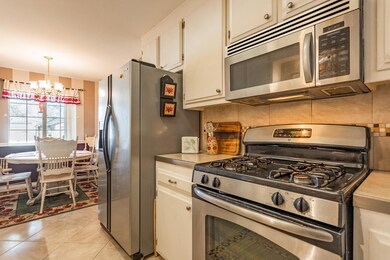 3561 Capricorn Way, Redding, CA 96002 - photo 5