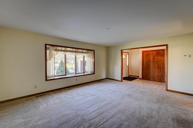 626 Heather Ct, Griffith, IN 46319 - photo 7