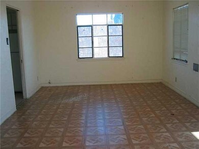 3811 Hamilton Ave, El Paso, TX 79930 - photo 5