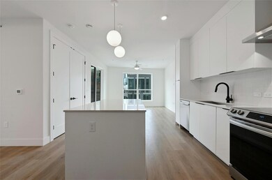 Parkside at Mueller unit 328, Austin, TX 78723 - photo 4