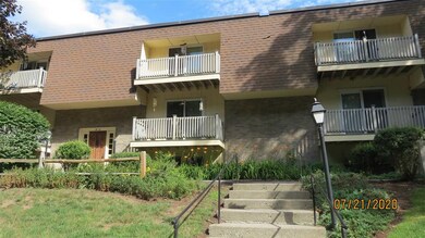 35 Seminary Hill unit 31, West Lebanon, NH 03784 - photo 4