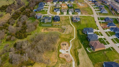 9124 Abram Dr, West Des Moines, IA 50266 - photo 7