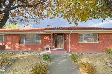 995 Roberts St, Reno, NV 89502 - photo 3