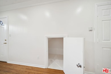 710 Westmount Dr unit A, West Hollywood, CA 90069 - photo 6