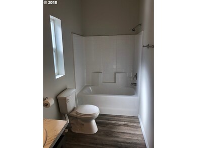Bathroom, Attached