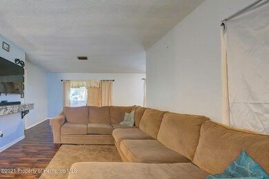 368 Upland Ave (3 of 32)
