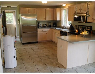 79 Longmeadow Rd, Taunton, MA 02780 - photo 5