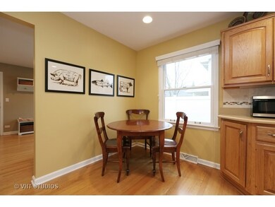 1614 Whittier Ln, Wheaton, IL 60189 - photo 5