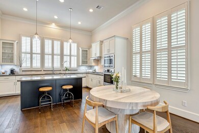 221 E 27th St, Houston, TX 77008 - photo 7