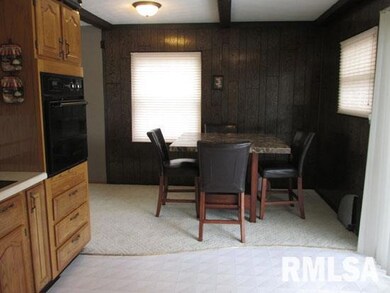 2604 W 13th St, Davenport, IA 52804 - photo 5