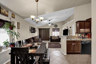14301 Desert Cactus Dr, Horizon City, TX 79928 - photo 4